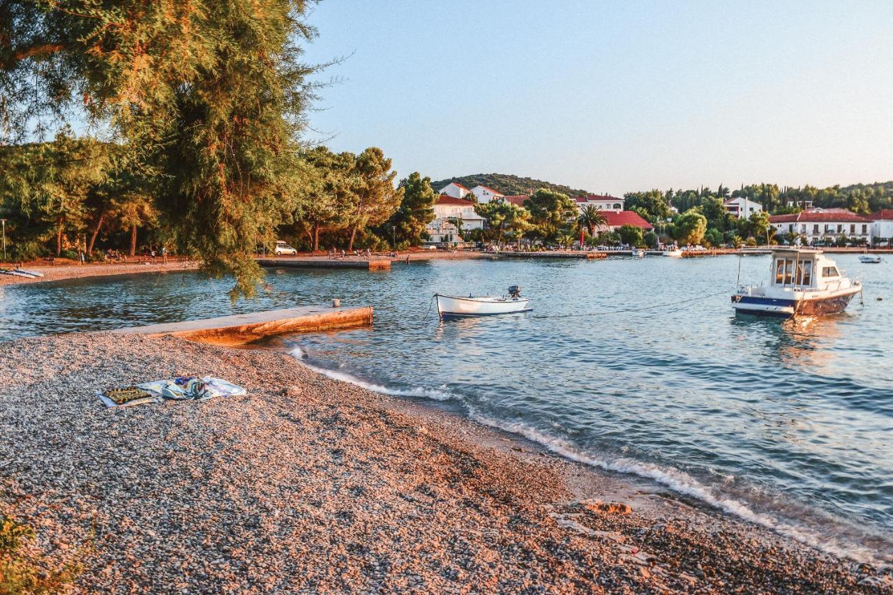 Apartmani Nerium Lovište Екстериор снимка