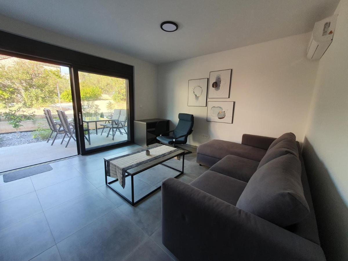 Apartmani Nerium Lovište Екстериор снимка